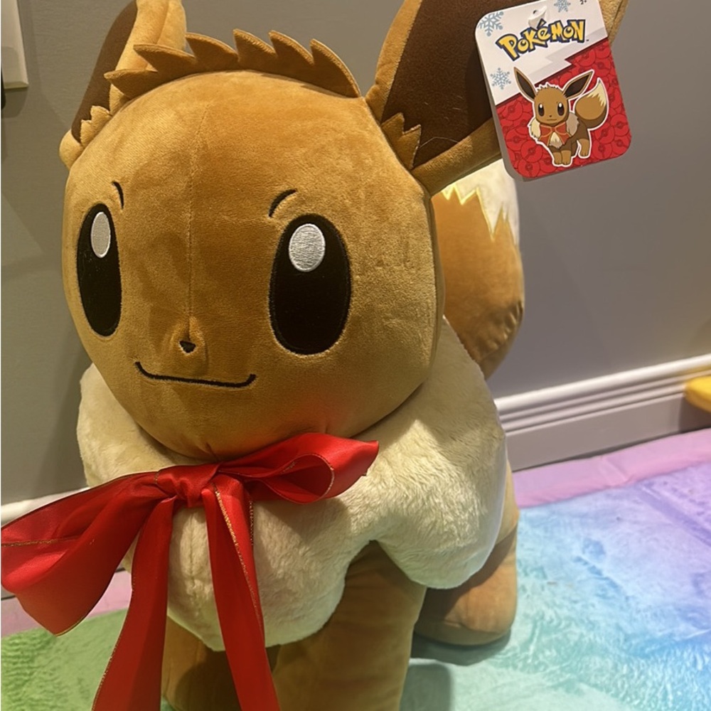 Large Pokémon eevee plush
